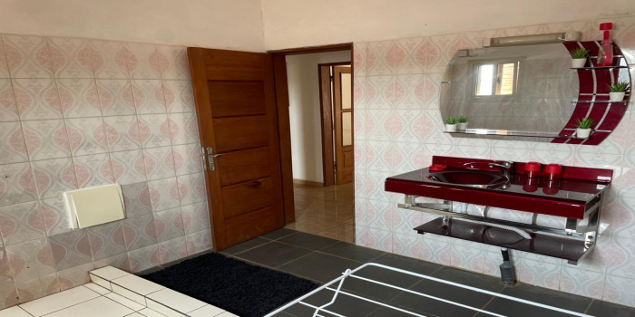 Yaoundé, Nkolda Aeroport, 3 Chambres Chambres, ,1 Salle de bainsSalle de bain,Appartement,A Louer,1117
