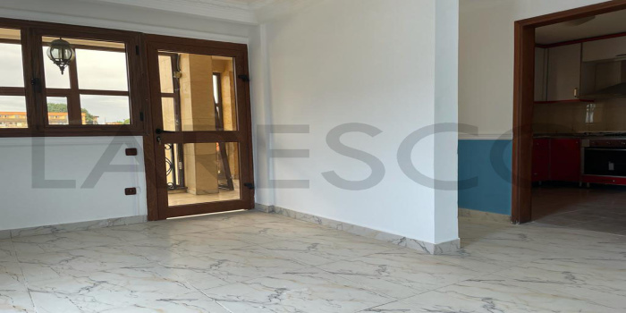 Yaoundé, Bastos, 4 Chambres Chambres, ,4 Salle de bainSalle de bain,Appartement,A Louer,1140