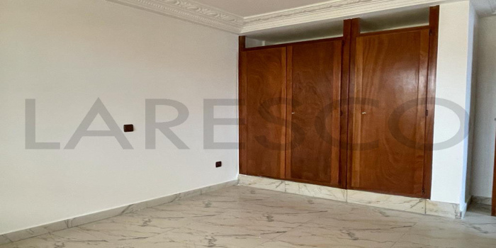 Yaoundé, Bastos, 4 Chambres Chambres, ,4 Salle de bainSalle de bain,Appartement,A Louer,1140