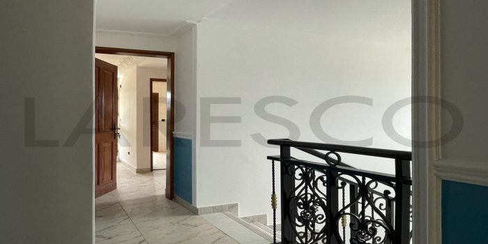 Yaoundé, Bastos, 4 Chambres Chambres, ,4 Salle de bainSalle de bain,Appartement,A Louer,1140