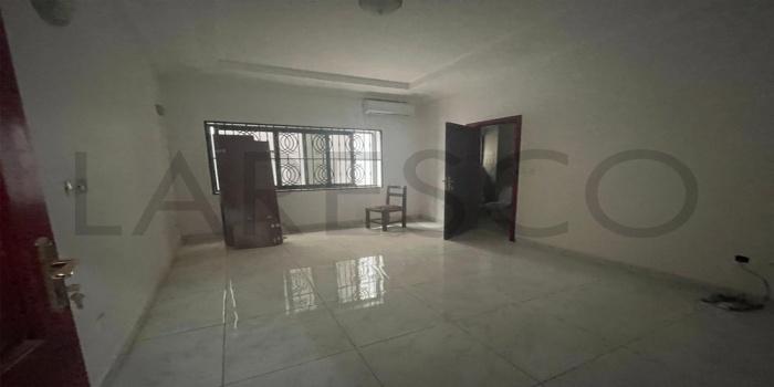 Yaoundé, Golf, 3 Chambres Chambres, ,3 Salle de bainSalle de bain,Appartement,A Louer,1165