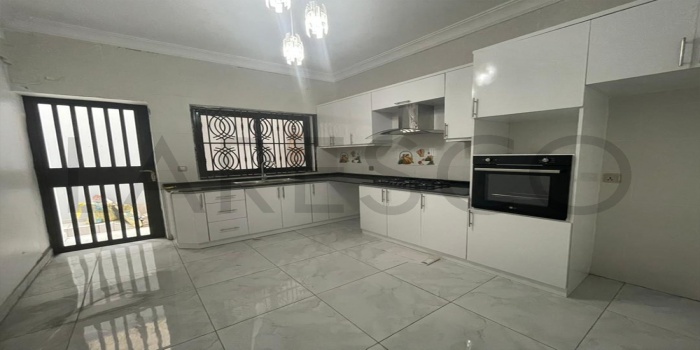 Yaoundé, Golf, 3 Chambres Chambres, ,3 Salle de bainSalle de bain,Appartement,A Louer,1165