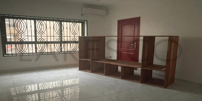 Yaoundé, Golf, 3 Chambres Chambres, ,3 Salle de bainSalle de bain,Appartement,A Louer,1165