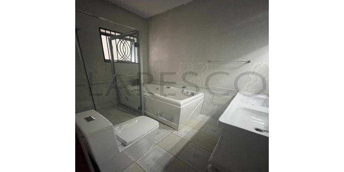 Yaoundé, Golf, 3 Chambres Chambres, ,3 Salle de bainSalle de bain,Appartement,A Louer,1165
