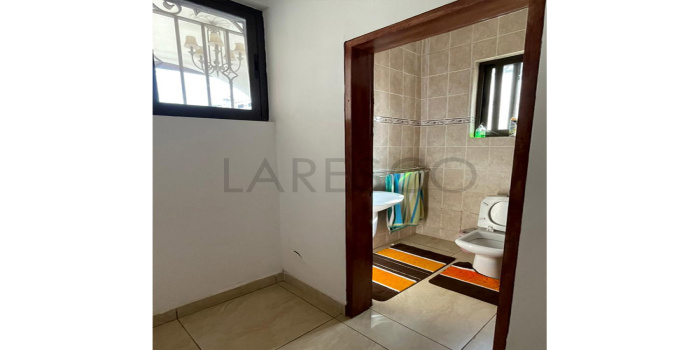Yaoundé, Bastos, 5 Chambres Chambres, ,5 Salle de bainSalle de bain,Villa,A Louer,1184
