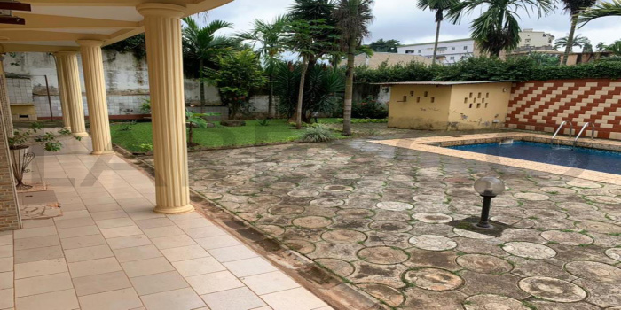Yaoundé, Bastos, 4 Chambres Chambres, ,5 Salle de bainSalle de bain,Villa,A Louer,1219