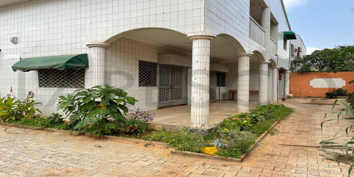 Yaoundé, Bastos, 4 Chambres Chambres, ,4 Salle de bainSalle de bain,Villa,A Louer,1243