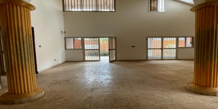 Yaoundé, Bastos, 4 Chambres Chambres, ,4 Salle de bainSalle de bain,Villa,A Louer,1243