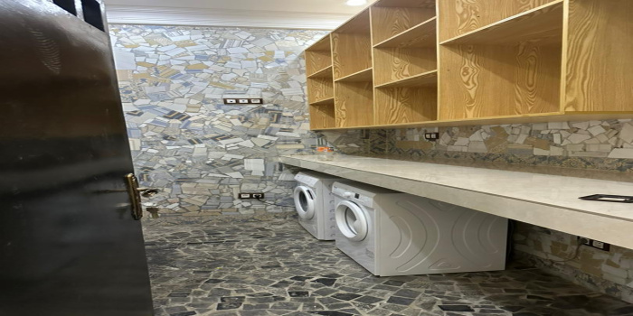 3 Chambres Chambres, ,Appartement,A Louer,1277