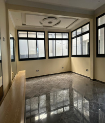3 Chambres Chambres, ,Appartement,A Louer,1277