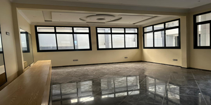 3 Chambres Chambres, ,Appartement,A Louer,1277