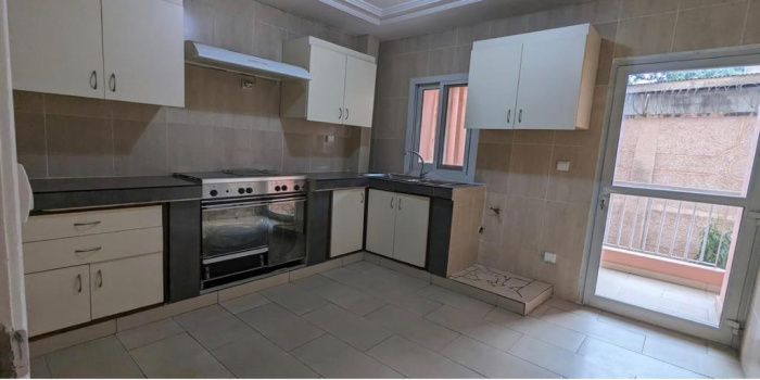 Yaoundé, Bastos, 3 Chambres Chambres, ,2 Salle de bainSalle de bain,Appartement,A Louer,1289