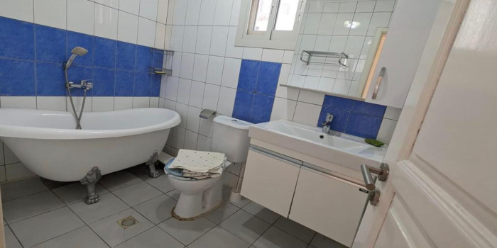 Yaoundé, Bastos, 3 Chambres Chambres, ,2 Salle de bainSalle de bain,Appartement,A Louer,1289