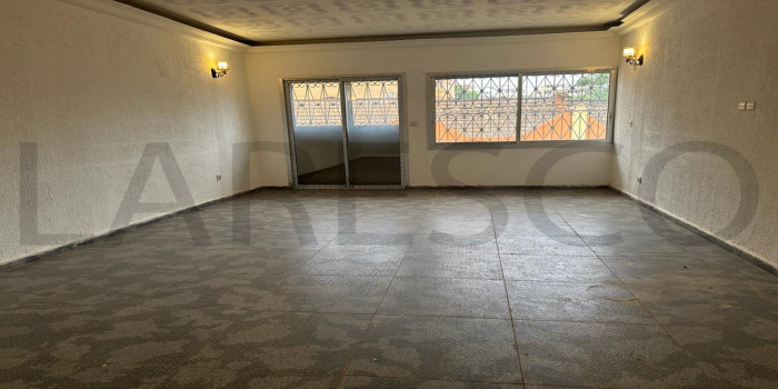 Yaoundé, Bastos, 3 Chambres Chambres, ,2 Salle de bainSalle de bain,Appartement,A Louer,1305