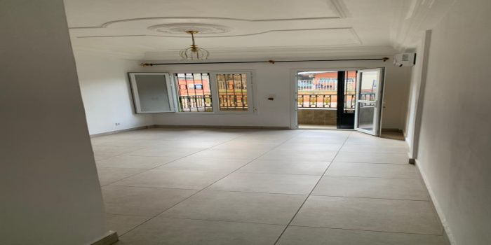 Yaoundé, Bastos, 3 Chambres Chambres, ,2 Salle de bainSalle de bain,Appartement,A Louer,1310