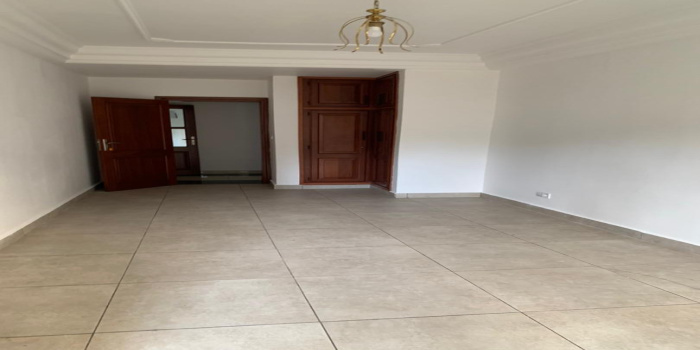 Yaoundé, Bastos, 3 Chambres Chambres, ,2 Salle de bainSalle de bain,Appartement,A Louer,1310