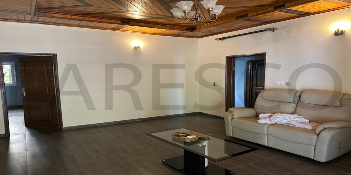 Yaoundé, Febe, 10 Chambres Chambres, ,10 Salle de bainSalle de bain,Immeuble,A Vendre,1311
