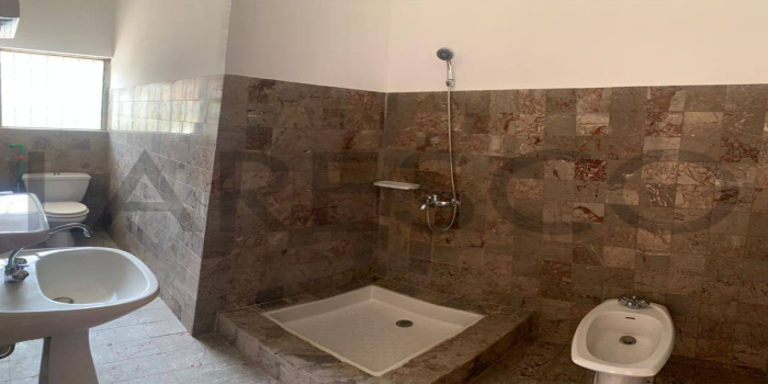 Yaoundé, Bastos, 6 Chambres Chambres, 1 Chambre Chambres,5 Salle de bainSalle de bain,Villa,A Louer,1322