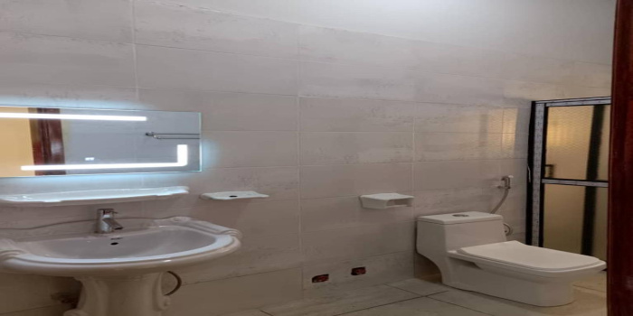 Yaoundé, Golf, 4 Chambres Chambres, ,4 Salle de bainSalle de bain,Villa,A Louer,1324