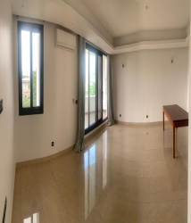 Yaoundé, Golf, 3 Chambres Chambres, ,3 Salle de bainSalle de bain,Appartement,A Louer,1337