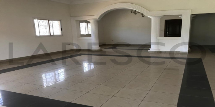 Yaoundé, Golf, 3 Chambres Chambres, ,4 Salle de bainSalle de bain,Appartement,A Louer,1339