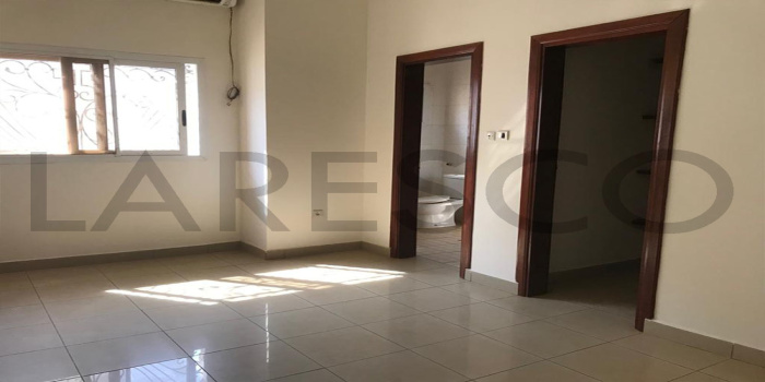 Yaoundé, Golf, 3 Chambres Chambres, ,4 Salle de bainSalle de bain,Appartement,A Louer,1339