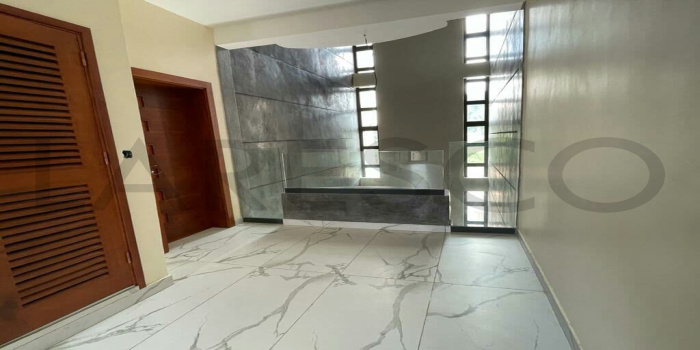 Yaoundé, Golf, 3 Chambres Chambres, ,4 Salle de bainSalle de bain,Appartement,A Louer,1343