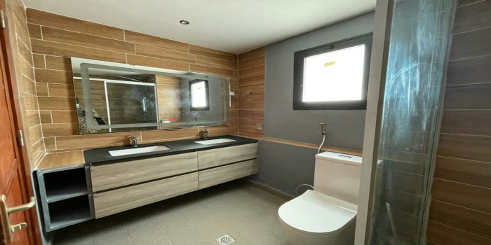 Yaoundé, Golf, 3 Chambres Chambres, ,4 Salle de bainSalle de bain,Appartement,A Louer,1343