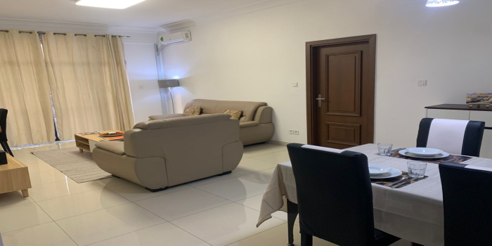 Yaoundé, Centre ville, 2 Chambres Chambres, 1 Chambre Chambres,2 Salle de bainSalle de bain,Appartement,A Louer,4,1347