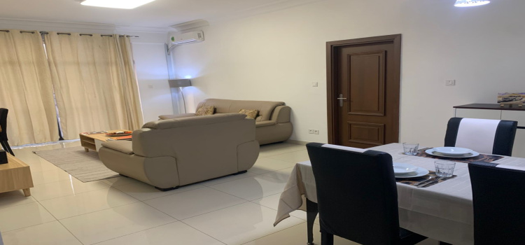 Yaoundé, Centre ville, 2 Chambres Chambres, 1 Chambre Chambres,2 Salle de bainSalle de bain,Appartement,A Louer,4,1347