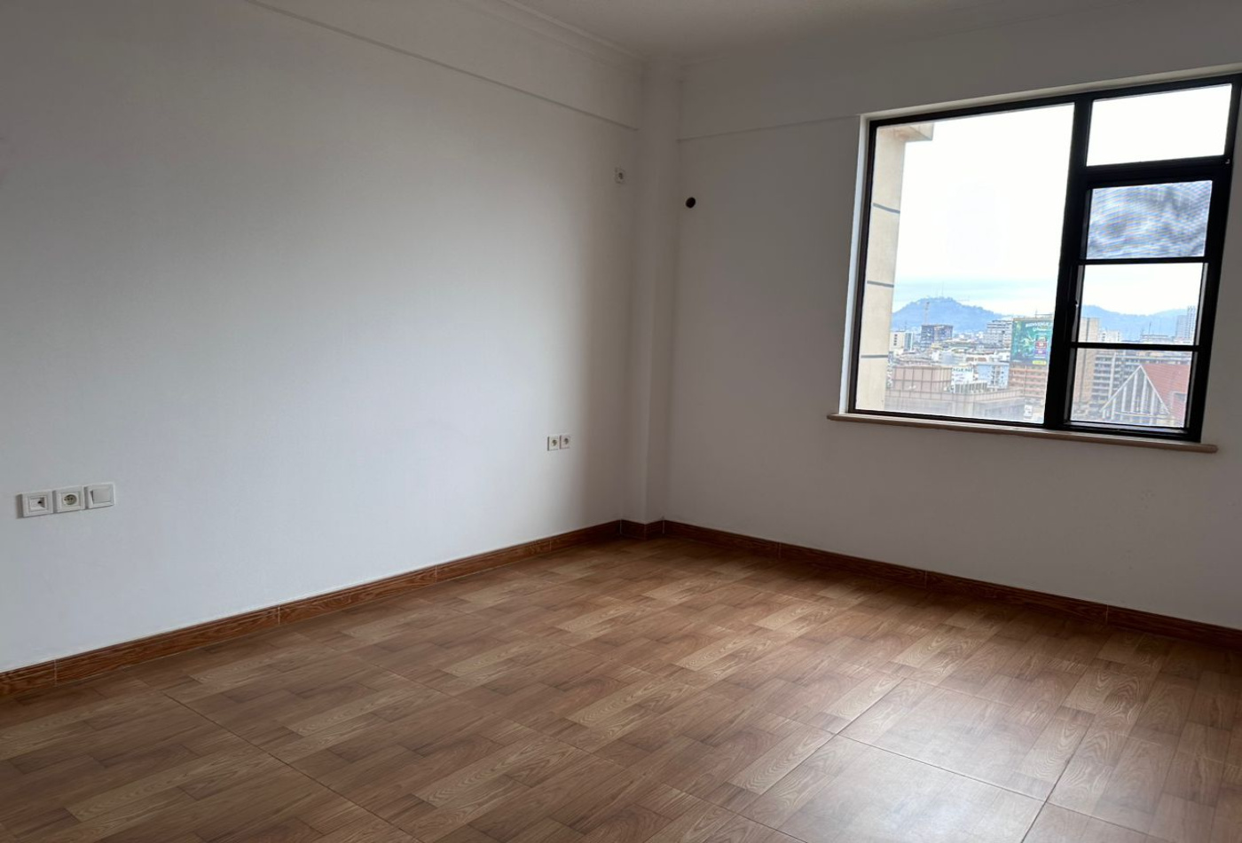Yaoundé, Centre ville, 3 Chambres Chambres, ,3 Salle de bainSalle de bain,Appartement,Vacation Rental,8,1349