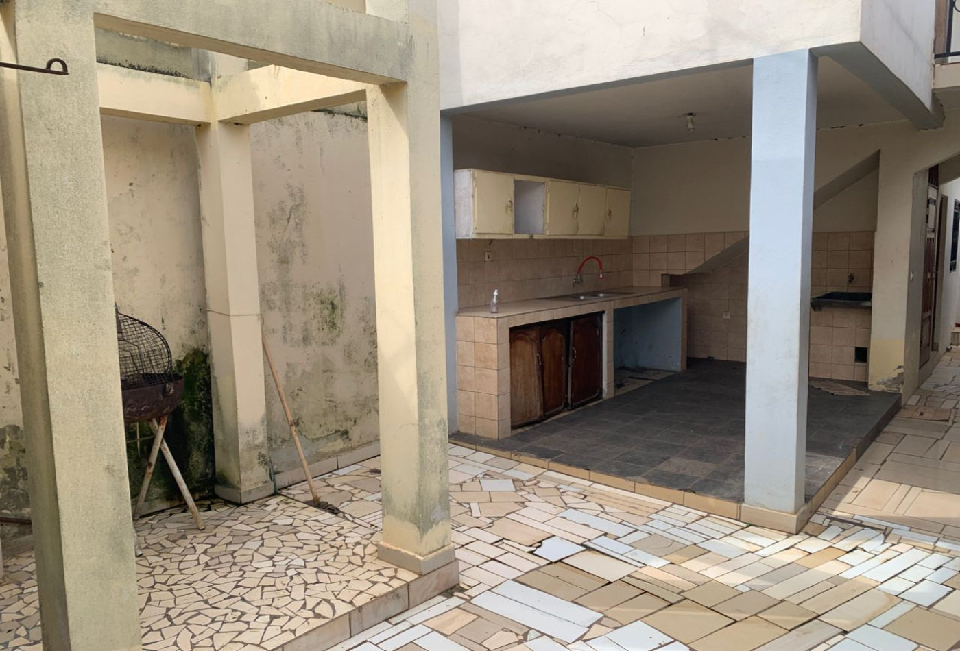 Yaoundé, Bastos, 3 Chambres Chambres, ,3 Salle de bainSalle de bain,Villa,A Louer,1364